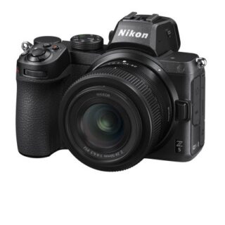 Câmera híbrida Nikon Z5 preta + lente Z 24-50mm f/4-6.3